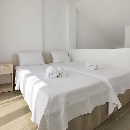 Ar * Nikiti (Sithonia)